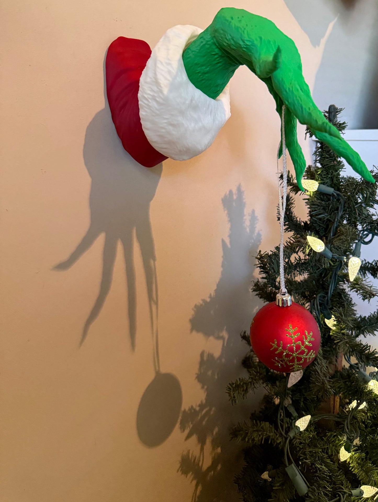 Grinch Hand
