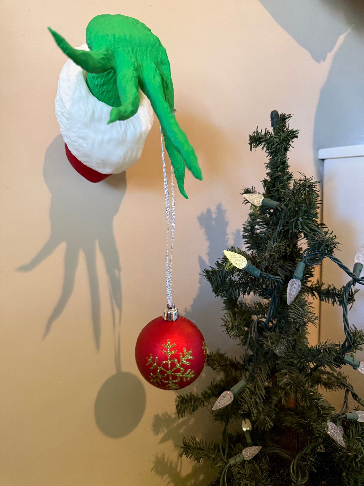 Grinch Hand